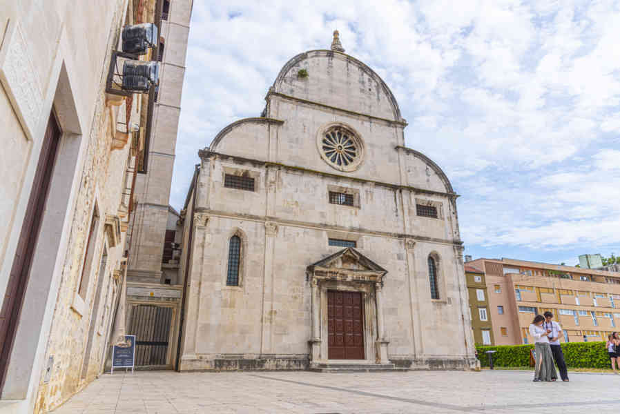 Croacia - Zadar 23 - iglesia y monasterio benedictino de Santa María
